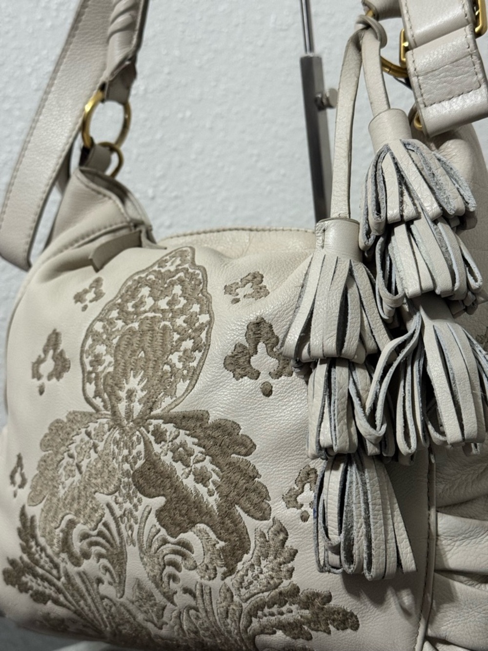 Isabella Fiore Cream Shoulder Bag with Gold Embroidered Motif - Picture 11 of 16